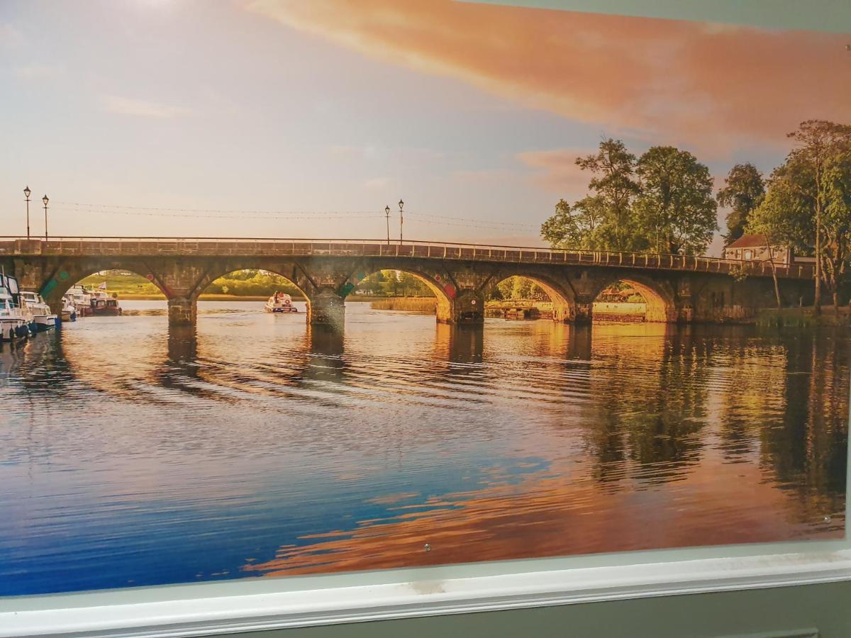 Shannon Bridge House Carrick on Shannon Εξωτερικό φωτογραφία